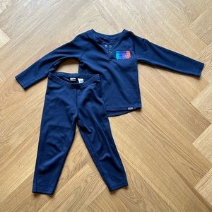 Patagonia baby capilene crew and bottoms 3T